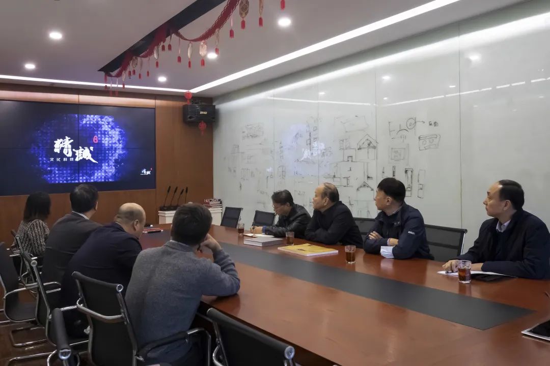 西安市政協(xié)、市僑聯(lián)領(lǐng)導(dǎo)一行蒞臨精誠(chéng)集團(tuán)調(diào)研指導(dǎo)